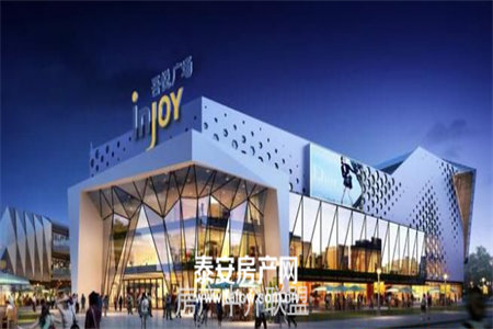 新七大道，大别山对面，恒大商圈翡翠龙庭满二有证，精装3房